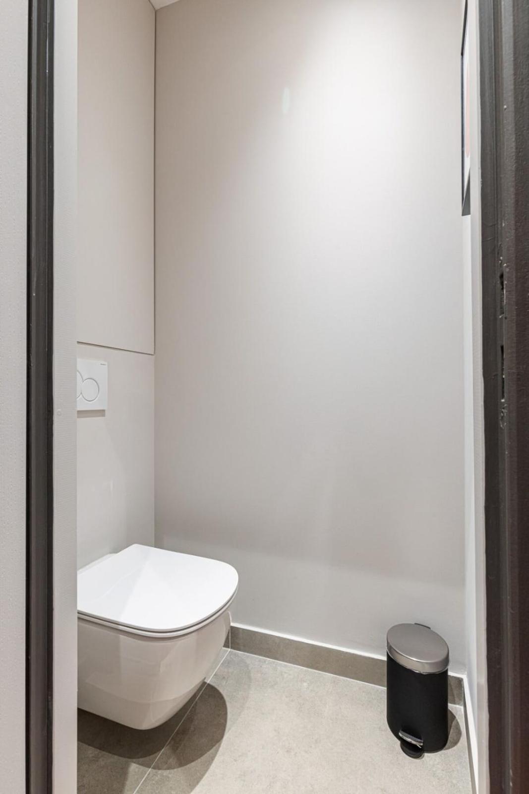 ניס La Croix - Old Town Modern Apartment - 2 Bedrooms מראה חיצוני תמונה