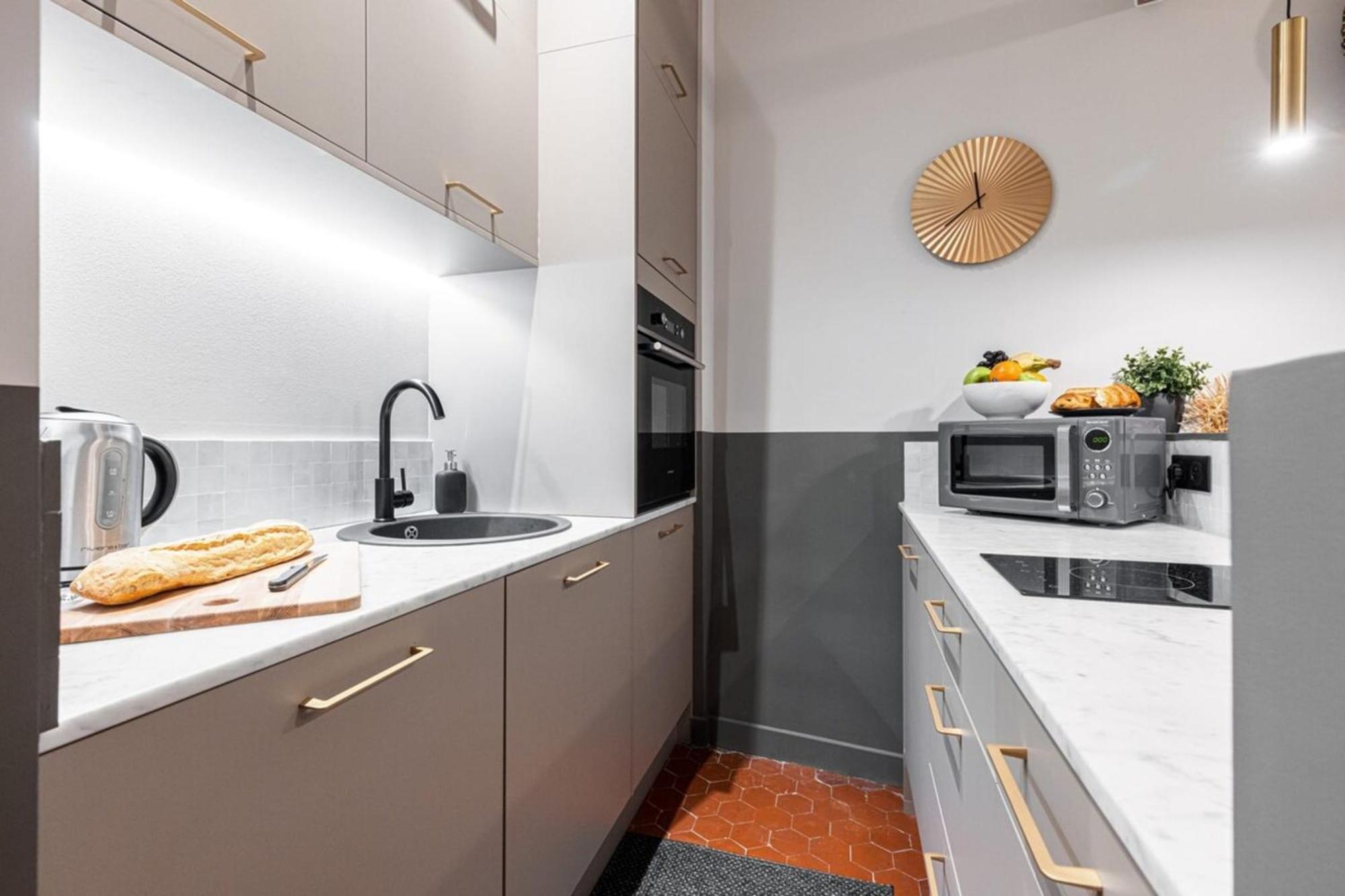 ניס La Croix - Old Town Modern Apartment - 2 Bedrooms מראה חיצוני תמונה